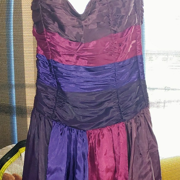 Betsey Johnson NWT Formal Dress - Picture 6 of 6